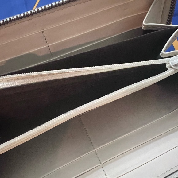 Rare Gucci GG Marmont Trompe L’Oeil Quilted Matelasse Wallet Wristlet - Picture 5 of 11